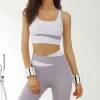 2023New Yoga Outfits Splicing Seamless Set Gym Vêtements Workout Vêtements pour Femmes Survêtement Taille Haute Sport Outfit Fitness Suit 230324 Original