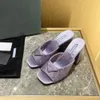 2024 Chinelos de cristal strass mules de dedo aberto slides sandálias saltos deslizamento em sapatos de salto bloco feminino designer de luxo couro outsole calçado de fábrica