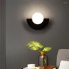 Lampa ścienna Nordic LED sypialnia nocna prosta kolorowy projektant kreatywny salon korytarz korytarza