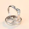 Anillos de racimo Anello Fede Argento 925 Uomo Donna Estilo romano de moda retro Manos abrochadas en forma de mini pareja de plata esterlina Gimmel