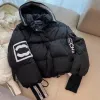 Domans ontwerper Down Jacket Autumn and Winter Women Puffer Jackets Coat Borduurwerk C Revel Hooded Zipper Casual Korte Kleine Parka Giacca Wind Breakher Channel Coats