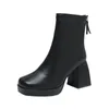 Gratis frakt Vattentät nyproduktstövlar Designer Skor Svart Kvinnor Vinter Varma plysch Ankle Booties Front Zipper Non Slip Bomull Padded utomhusskor