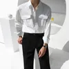 Mäns casual skjortor brun vit långärmad skjorta män mode samhälle herr klänning koreansk lös överdimensionerad ficka m-2xl