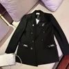23秋と冬の新しいシリーズTujiaデザインスーツコート小さな香ばしい風の刺繍印刷ハードウェアボタン高級女性のコート