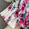 Robes décontractées de base mi-longueur Imprimé de fleur robe plissée Femme Summer Nouveau cou rond couche Malf manche avec châssis Robes de dames Vestidos blanc 2024
