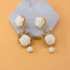 Orecchini penzolanti progettano Fashion Vintage Flowers Vintage Drop Earring Retro Lega Donne eleganti piccoli cristalli