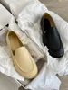 Scarpe da donna The Row Canal Loafer vera moca