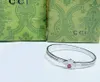 Дизайнерский браслет для женщин Love 18K Gd Новый дизайнерский бренд из серебра 925 пробы из нержавеющей стали Невыцветающие ювелирные изделия для девочек на день рождения Рождественский подарок 5Q03