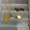 3 färger Simple Heart Love Rings Earringfs Luxury Märke Rostfritt stål Parhalsband Fashion Women Designer Set