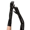 Fem fingrar handskar vuxna sexiga långa svarta latexhandskar metalliska våta look faux läderhandskar klubbkläder dans catsuit cosplay accessoar ventens 230821