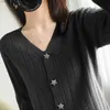 Kvinnors stickor Tees Women's Star Button Cashmere Sweater Cardigan Sticked O-Neck Cardigan Spring och Autumn New Style Solid Slim-Fit HKD230821