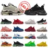 Triple s Designer Uomo Donna Scarpe casual Sneakers Piattaforma Nero Bianco Grigio Rosso Rosa Blu Verde Marrone chiaro Oreo Scarpe da ginnastica da uomo Sport Luxury Track Tennis