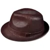 Chapeaux à large bord seau homme haute qualité en cuir véritable Jazz Fedora Gentleman peau de vache court noir marron haut chapeau mâle montre Topper 230821