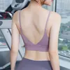 Yoga outfit 2023 Fitnesskläder Gym BRA BRA BRAKT RUNKT CROP TOP KVINNER SEXY U form Back Sport Padded Push Up Female