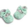 First Walkers Classic Love Brodered Baby Shoes Soft-Soled Toddler Alla matchande prinsessartiklar