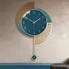 壁時計モダンクリエイティブメタルアイアンハンギングクロックリビングルームラグジュアリーウォッチコリドーエルホームデコレーションクラフトデザイン