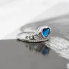 Cluster ringen 925 Sterling Silver Crown Ring For Women Princess Style Hollow Heart Royal Blue Cz Finger Lover Wedding Sieraden