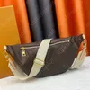 ارتفاع عالٍ من مصمم الزهور القديم الكامل Bumbag Mens Crossbody Courd Bag مصممين فاخرون حقائب حزام للنساء Fannypack Zipper Bum Pags Cross Body Handbag