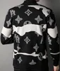 디자이너 남성 스웨터 니트 카디건 남성 가을 V- 넥 스웨터 얇은 재킷 2023 새로운 라이트 럭셔리 가을 탑