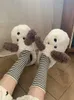 Slippers engraçados de cachorro fofo algodão chinelos de algodão feminino 2022 novo inverno anti-esquili e quente e quente salto macio Soled Home Slipper HKD230821