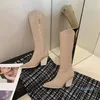 2023 Design Fashion Fashion Fashion Double Couather Sole West Long Botas de combate para mulheres Botas Tamanho 35-41