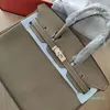 Designer Totes Luxury Brand Real Leather Bags Single Zipper Wallets Women Handväskor Tote Purse Size Small 25 Medium 30 Large 35 AZ243i