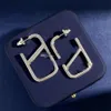 New V letter retro earrings circle gold fashion new net celebrity round face temperament ins alliance the same style earpiece Fashion Jewelry Gifts Earrings