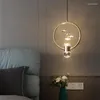 Hanger lampen slaapkamer bedkamer bed kroonluchter licht luxe creatieve persoonlijkheid kunst lange lijn achtergrond muur decoratief