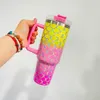 USA Warehouse 40oz Solid Ombre Color Holographic Shinny Laser Mermaid Fish Scales 304 Rostfritt stål Vakuumisolerat Tumbler Straw Cup med handtag