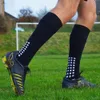 Chaussettes de sport Chaussettes de compression Chaussettes de football Antidérapantes en silicone Ventouse Grip Chaussettes de football antidérapantes Sports Hommes Femmes Baseball Rugby Chaussettes 230821