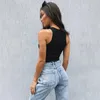 Verão Branco Mulheres T-Shirt Tops Tees Crop Top Bordado Sexy Ombro Preto Regata Casual Sem Mangas Backless Camisas Designer de Luxo Colete de Cor Sólida 882