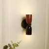 Wandlampe mittelschweren Creme Stil doppelköpfige minimalistische Persönlichkeit Zwei-Farben-Design Wohnzimmer Hintergrund