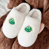 Slippers Mulheres Animal Padrições de inverno Casais de desenhos animados Desgaste ao ar livre Sapatos de algodão resistente ao calor