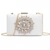 Kvällspåsar Vita kvinnor Clutch Bag Wedding Clutch Purse Bridal Evening Crystal Summer Bags For Women Luxury Small Crossbody Bags 230818