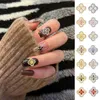 Nail Art Décorations 10 pcslot guirlande de fleurs Zircon cristaux alliage bijoux Nail Art pièces décorations ongles accessoires charmes fournitures 230821