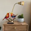 Dekorative Objekte Figuren gefärbte Glasvögel auf Zweig -Desktop -Ornamenten doppelseitiger Multicolor -Legierungsvogel -Serie Acryldekoration 1PC 230818