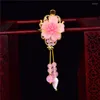 ヘアクリップクラシックスタイルライトイエローゴールドカラー合成花とピンク色のグレーズジュエリー女性ギフト