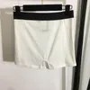 Letra de bordado feminino shorts de colete de ioga estrias de faixas de traje elegante e elegante camisole calça esportiva