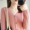 Kvinnors stickor Tees Women's Star Button Cashmere Sweater Cardigan Sticked O-Neck Cardigan Spring och Autumn New Style Solid Slim-Fit HKD230821