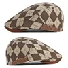 Berets Spring Fall Мужская шляпа Beret Retro Plaid Herringbone Cap Forward Flat Peack Cap Women Women Dailywear Sunshade Cabbie Hat Hat 230818