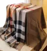 2024 Classic men's and women's scarves, double worsted jacquard 100% cashmere imported scarves, with warm jacket