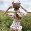 Boho Loveshackfancy فستان الخريف Beige القصيرة الأكمام الكشقفة Slim Holiday Ins Bloggers الاهتمام الخاص