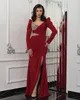 Prom Party Kleid rote Abendkleider Mädchen formale Meerjungfrau Trompete V-Ausschnitt Langarm Kristallperlen Chiffon Reißverschluss Split vorne/Seite Neue Custom Plus Size