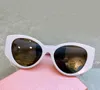 Черные белые овальные солнцезащитные очки Cateye Женщины Summer Sunnies Gafas de Sol Sonnenbrille UV400 Wear с коробкой