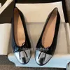 Designer schoenen Parijs merk designer zwarte ballet flats schoenen dames lente gewatteerde lederen slip op ballerina luxe ronde neus dameskleding schoenen HJ2G