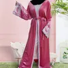 民族服秋2023年秋冬イスラム教徒のファッションドバイベルベットカフタンカーディガン女性レースステッチローブアバヤ着物アウトウェア