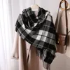 Lenços lenços de luxo lenço xadrez de cashmere quente mulheres compridas pashmina falard lenços femininos lady tassel shawl envolve o cobertor de poncho de viagem 230818