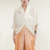 Женские футболки Tops для женщин сплошной цвет Batwing Fashion Fashion Slease растяжение Miyake Плиссированная футболка для футболки женская 45-75 кг