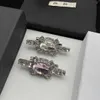 Top designer MiuMiu Fermaglio per capelli alla moda Nuovo cristallo rosa con diamanti pieni per donna Stile INS Temperamento carino Sensazione di alta qualità Clip a molla Regali Accessori per gioielli