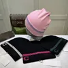 Женский дизайнер по вышивке буквы Beanie Hat мужская осень и зимние каникулы спортивные капоты теплота капот